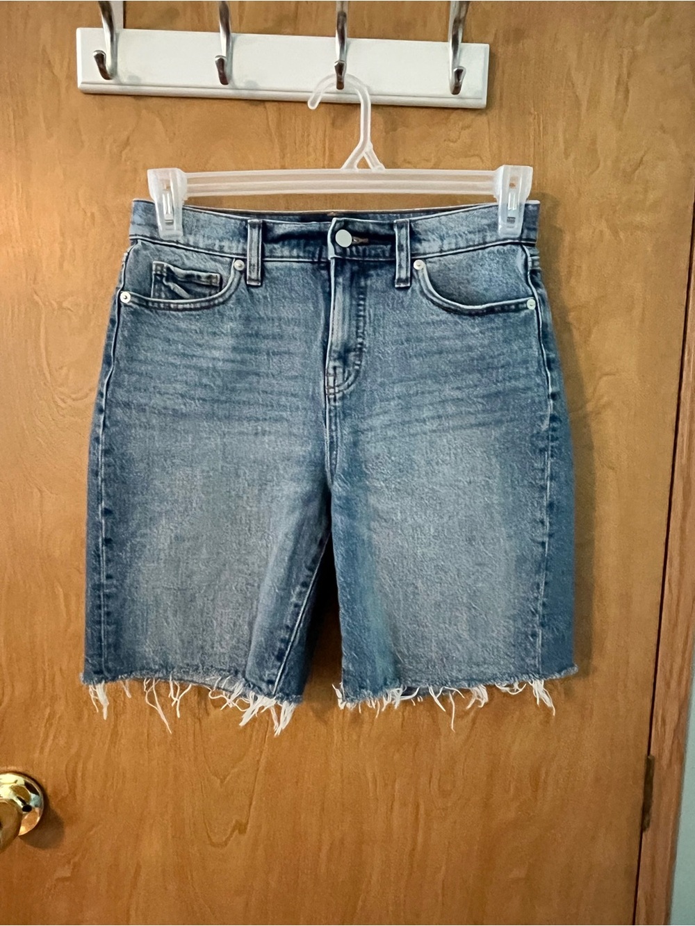 Banana Republic Blue Denim Girlfriend Shorts Stretchy Waist 26” Rise 10” EUC